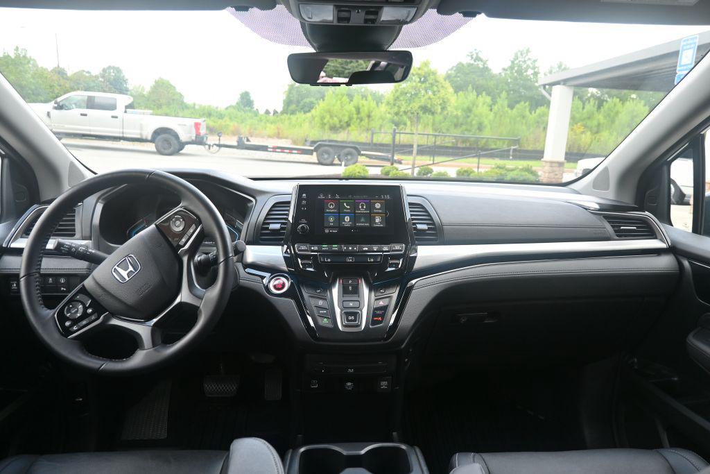 2023 Honda Odyssey - $34,800