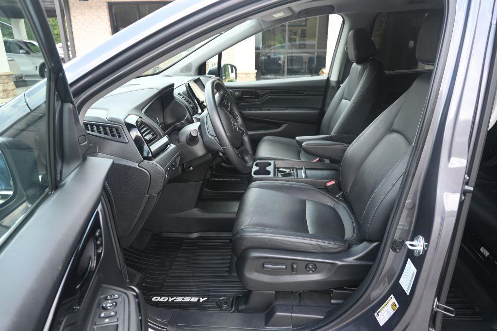 2023 Honda Odyssey - $34,800