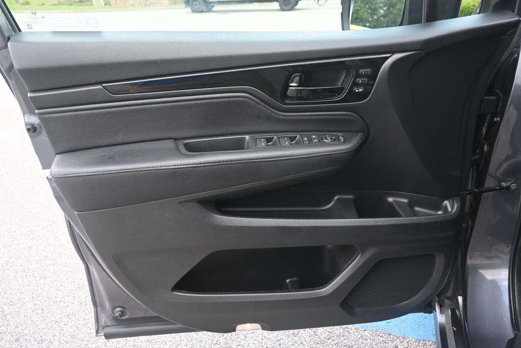 2023 Honda Odyssey - $34,800