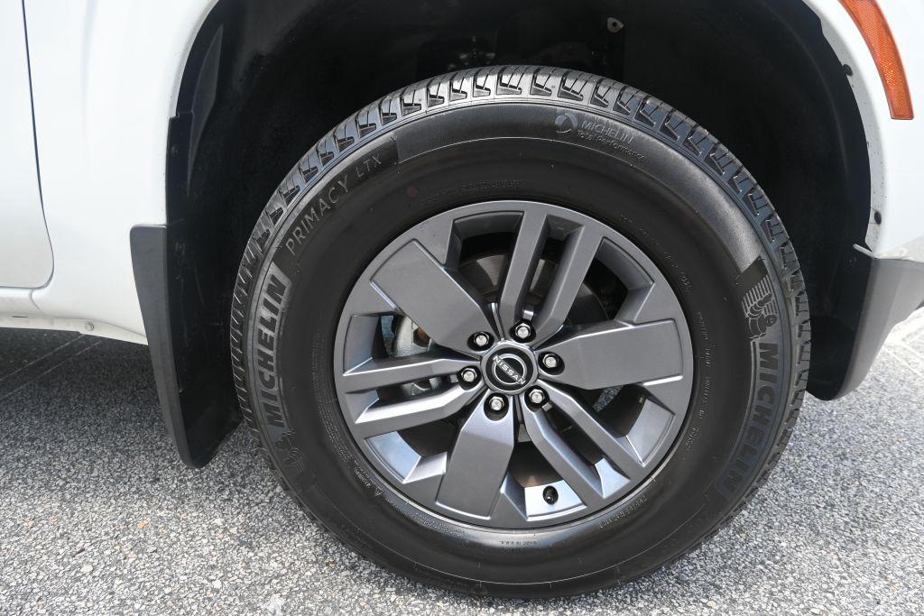 2025 Nissan Frontier - $33,800