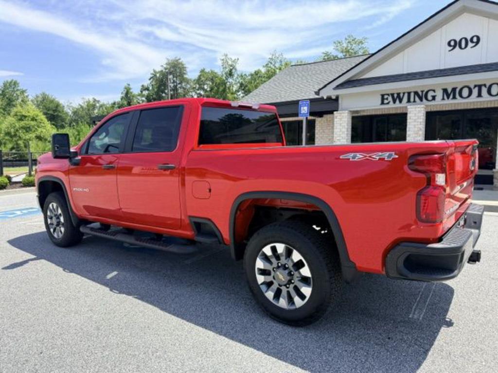2023 Chevrolet Silverado Hd - $48,800