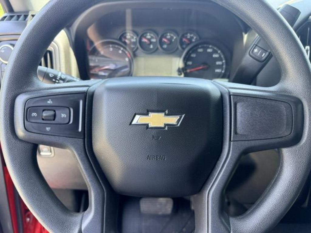 2023 Chevrolet Silverado Hd - $48,800