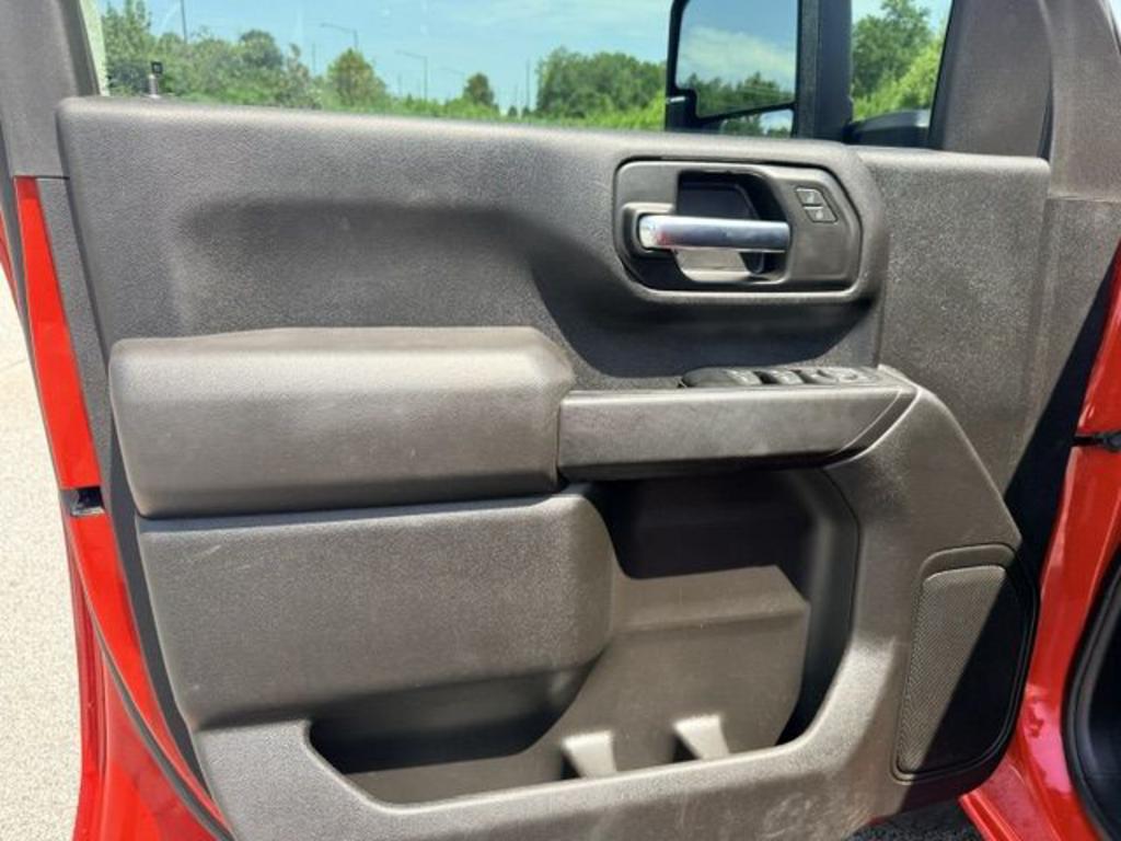 2023 Chevrolet Silverado Hd - $48,800