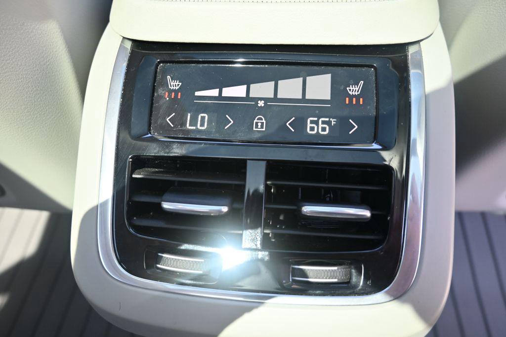 2024 Volvo XC90 - $41,500