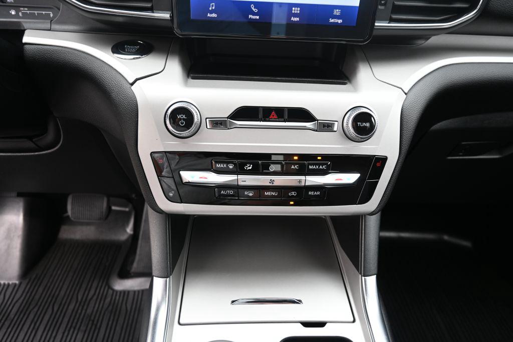 2023 Ford Explorer - $27,400