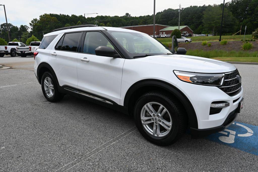 2023 Ford Explorer - $27,400