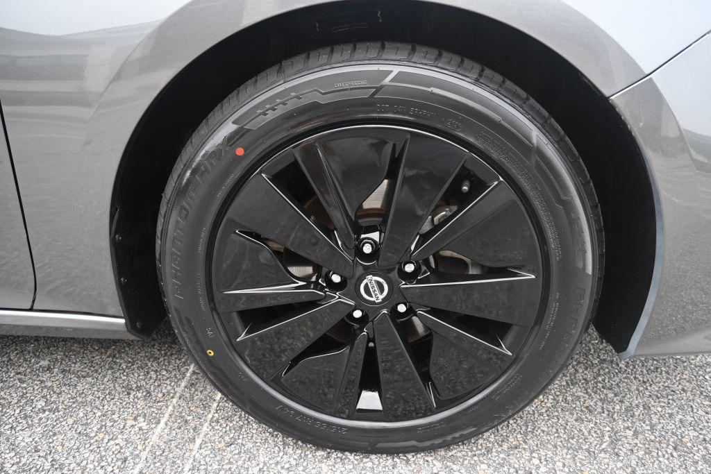 2022 Nissan Altima - $13,500
