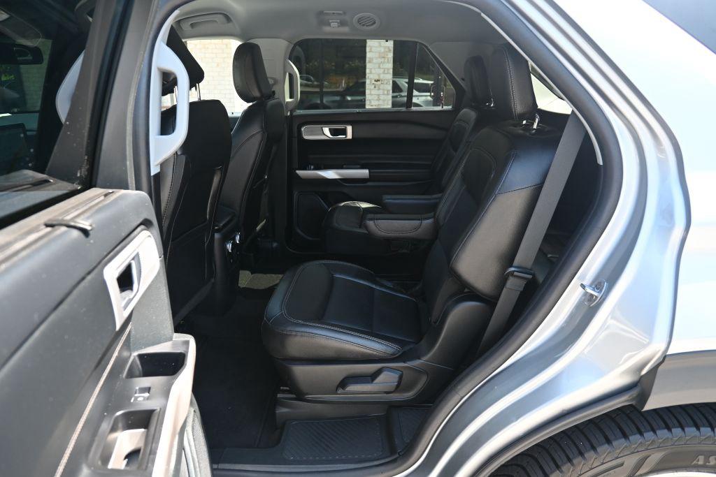 2023 Ford Explorer - $25,500