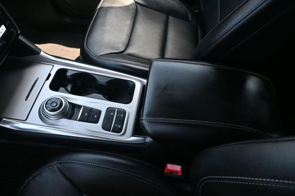 2023 Ford Explorer - $25,500