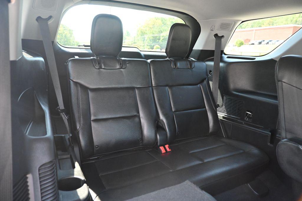 2023 Ford Explorer - $25,500