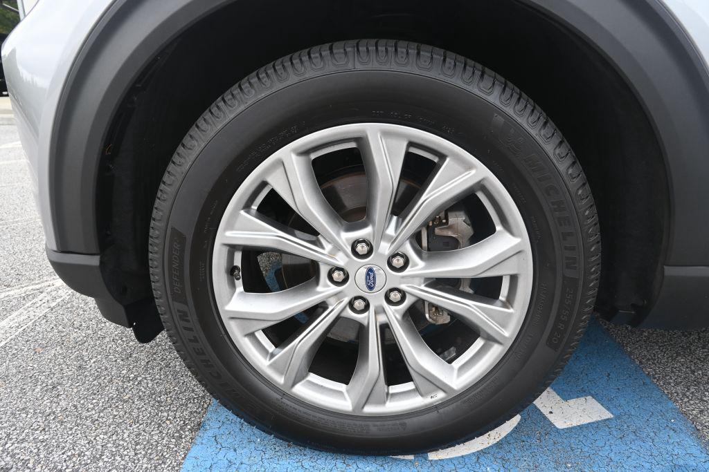 2023 Ford Explorer - $23,900