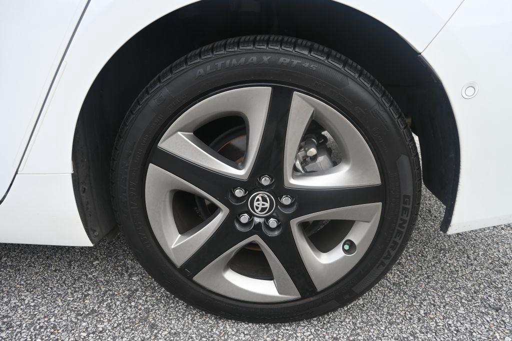 2022 Toyota Prius - $27,950