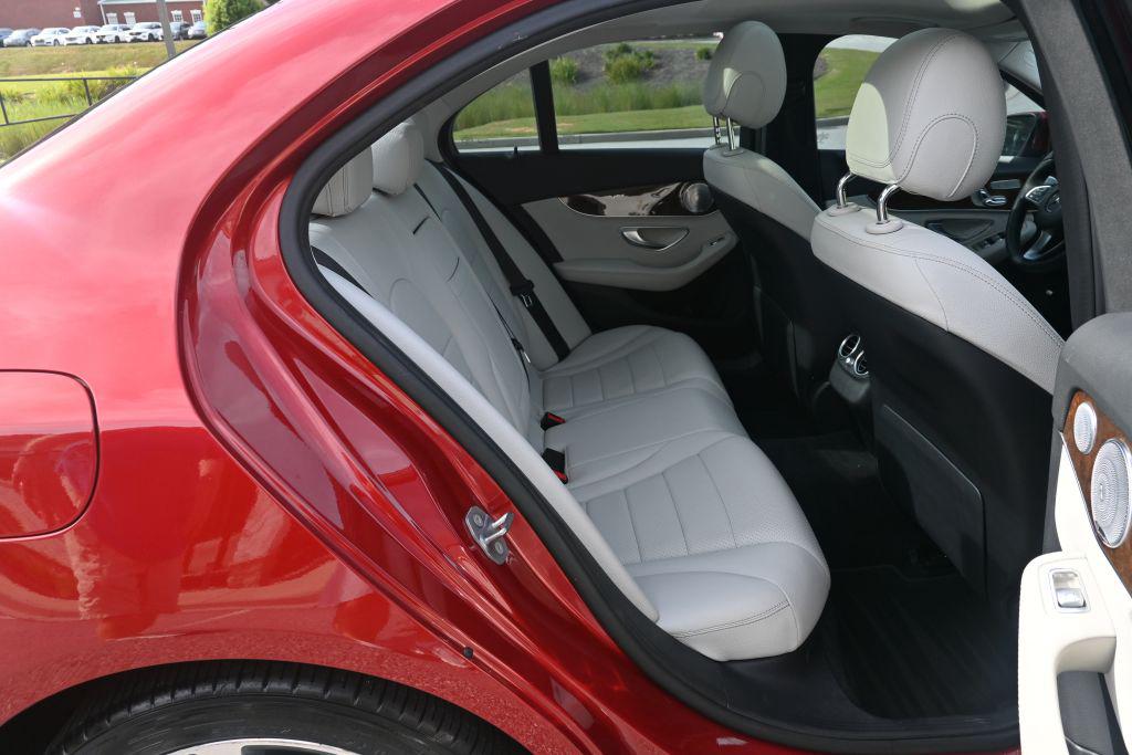 2018 Mercedes-Benz C-Class - $15,500