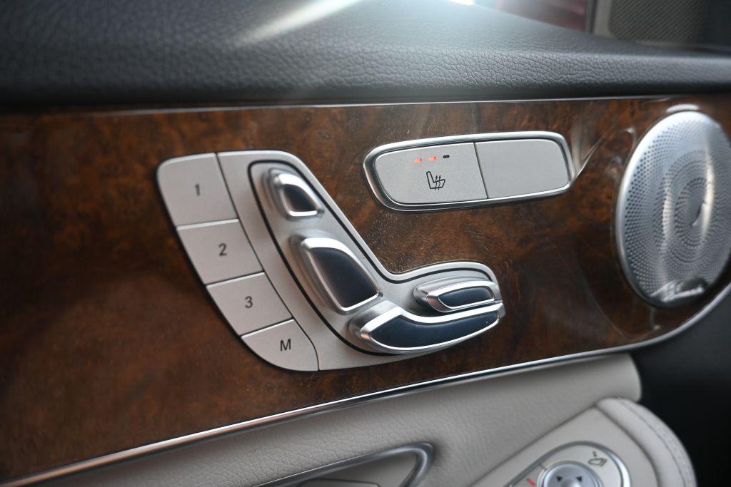 2018 Mercedes-Benz C-Class - $15,500