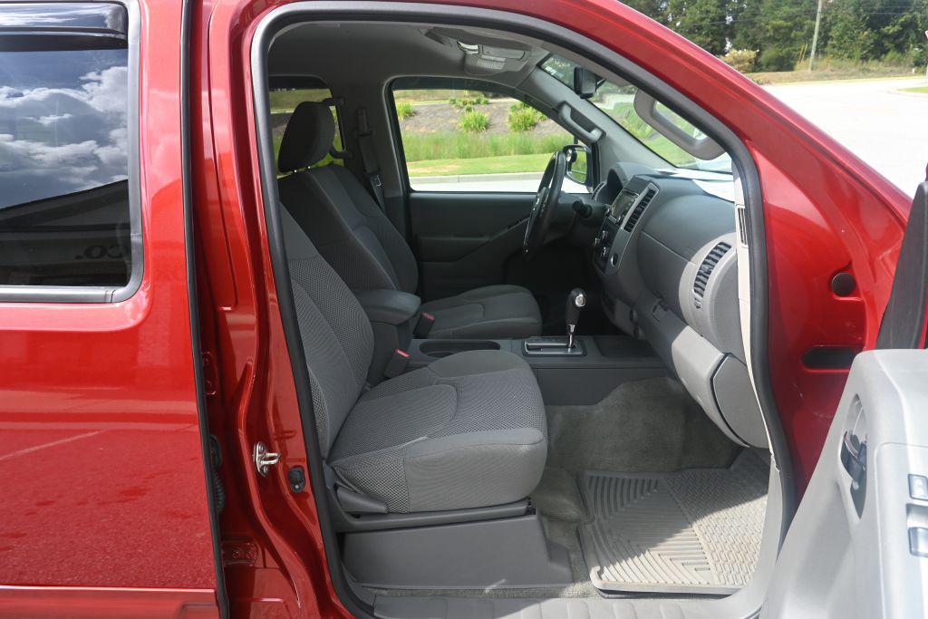 2017 Nissan Frontier - $17,800