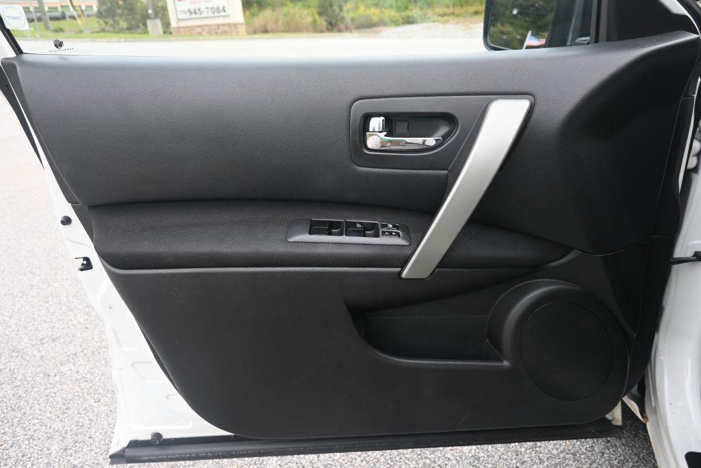 2011 Nissan Rogue - $4,800
