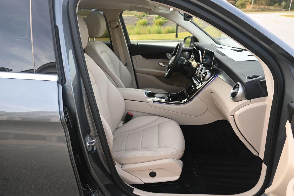 2021 Mercedes-Benz C-Class - $28,800