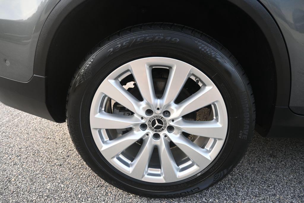 2021 Mercedes-Benz C-Class - $28,800