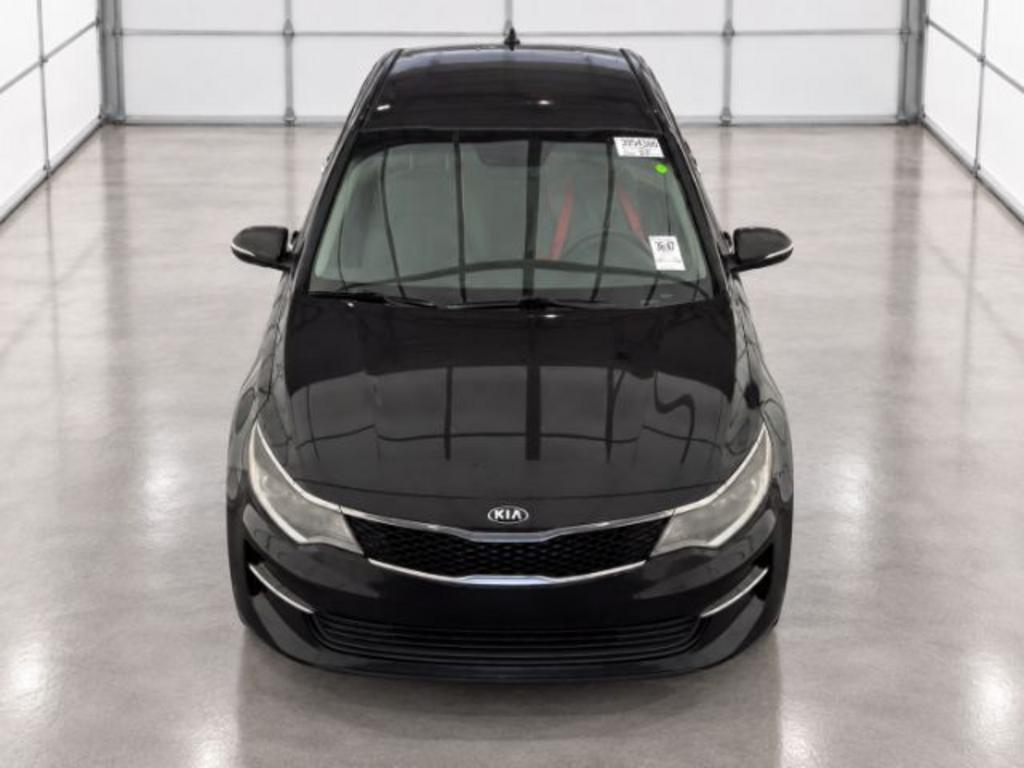 2017 Kia Optima - $9,900