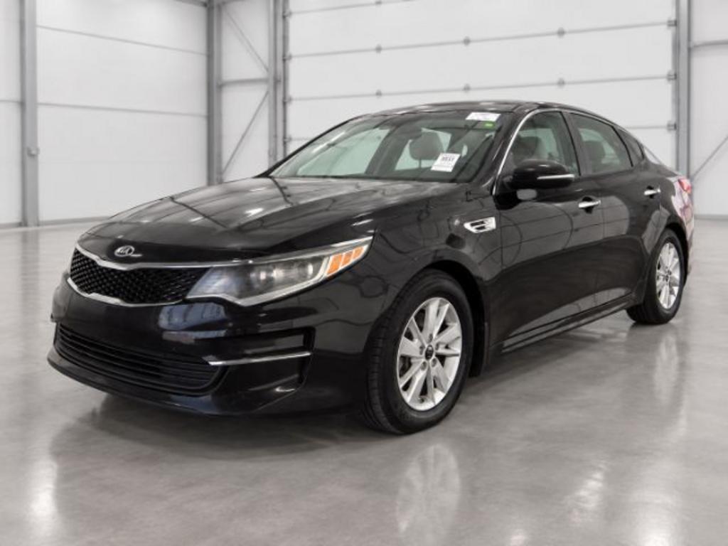 2017 Kia Optima - $9,900