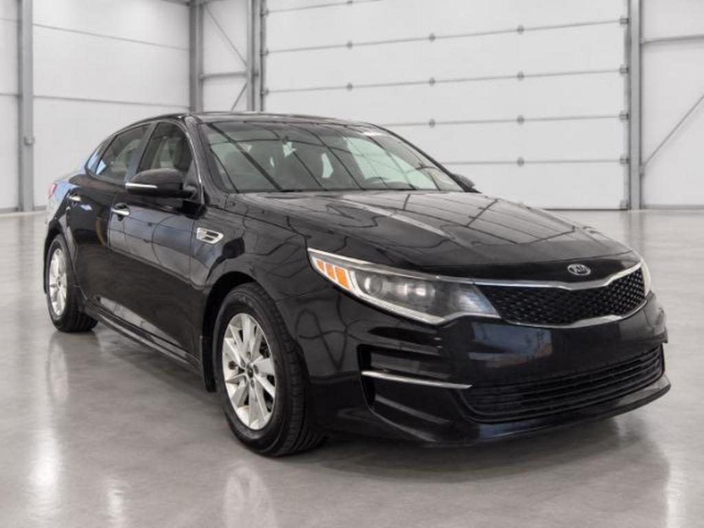 2017 Kia Optima - $9,900