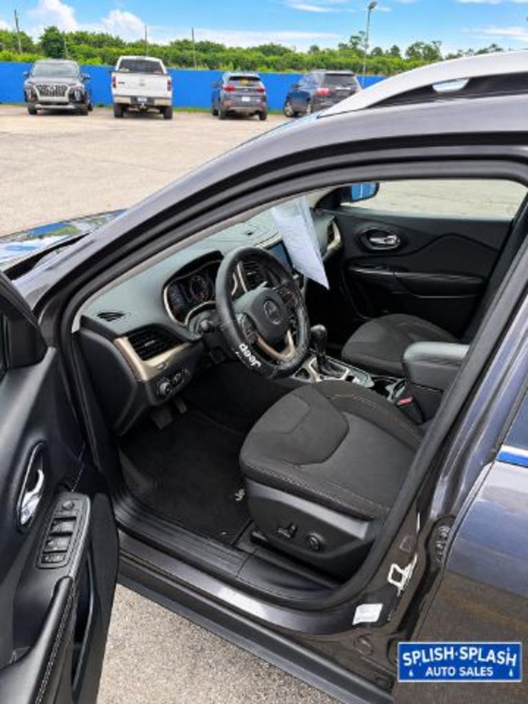 2016 Jeep Cherokee - $11,800