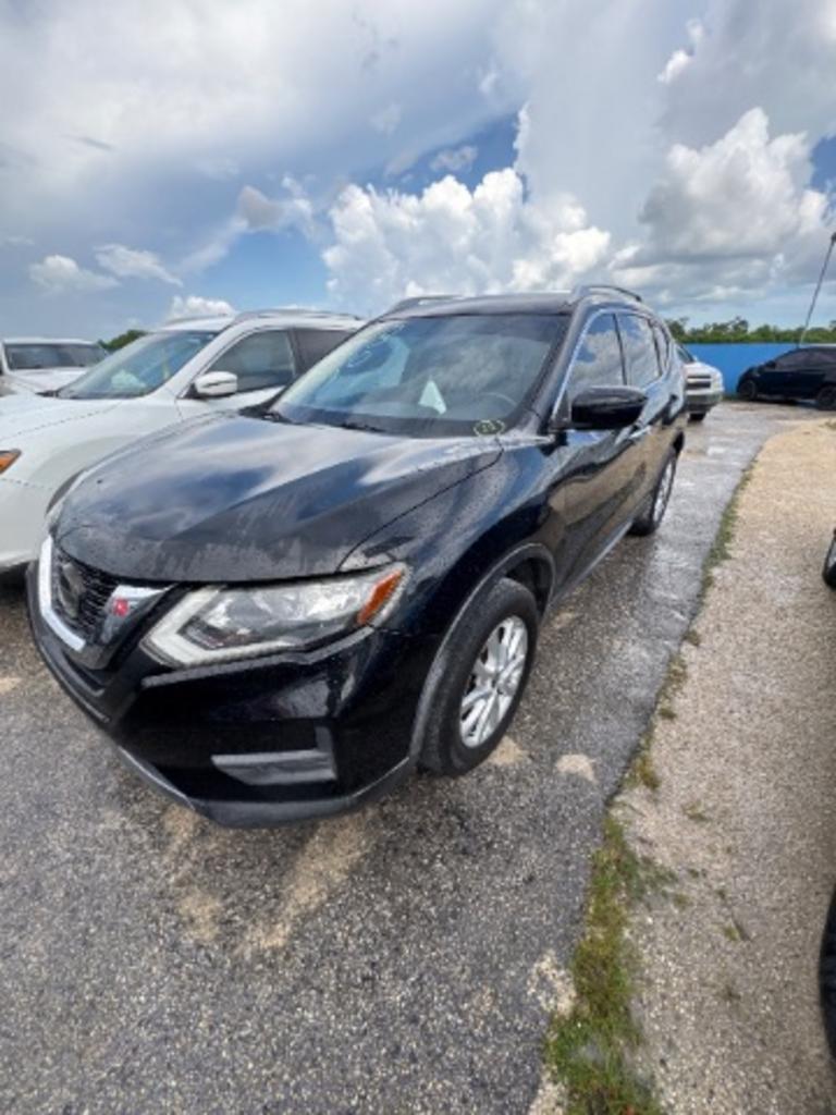 2018 Nissan Rogue - $11,800