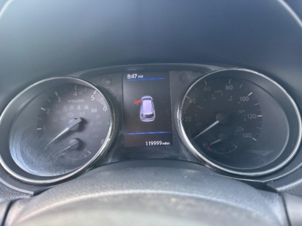 2018 Nissan Rogue - $12,800
