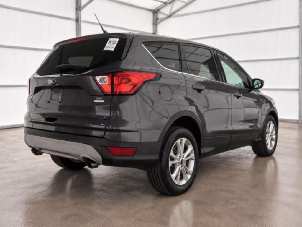 2019 Ford Escape - $11,800