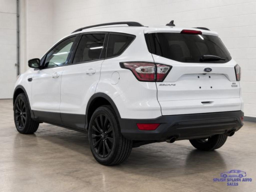 2018 Ford Escape - $12,800