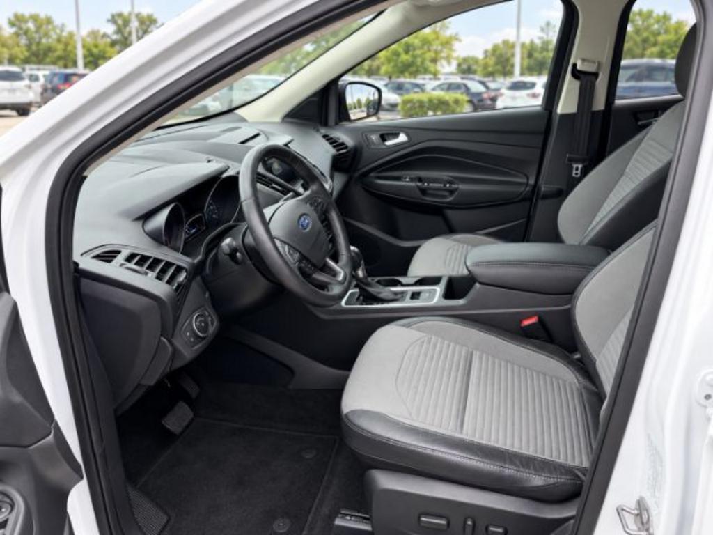 2018 Ford Escape - $12,800