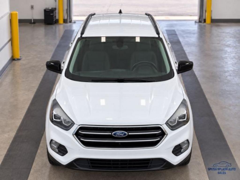 2018 Ford Escape - $12,800