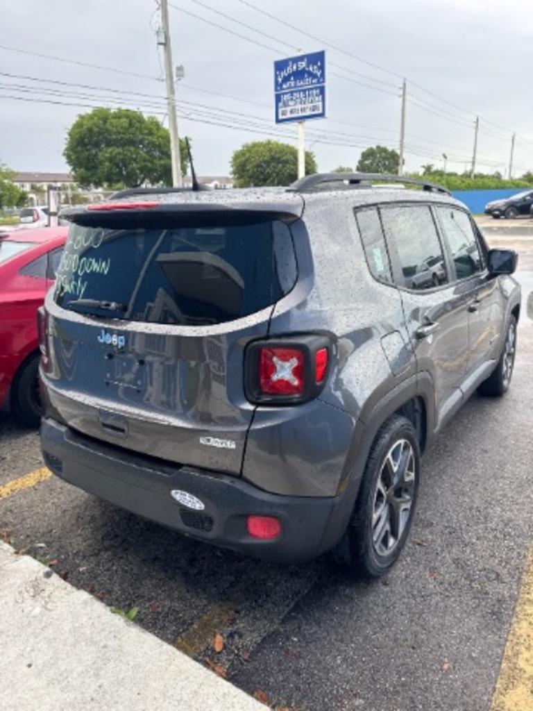 2018 Jeep Renegade - $12,800
