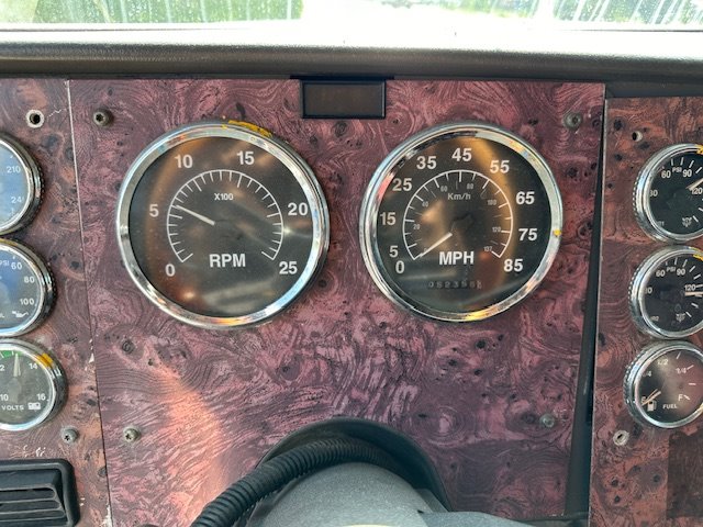 2000 International 9200