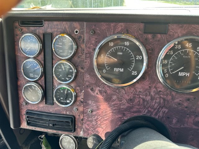 2000 International 9200
