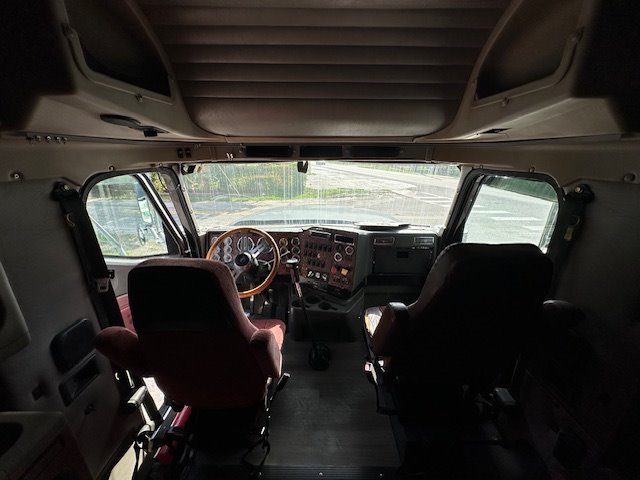 2000 International 9200