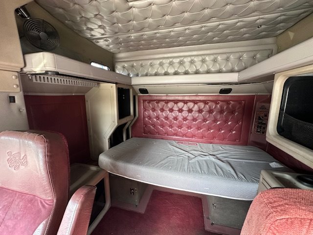 2000 International 9200