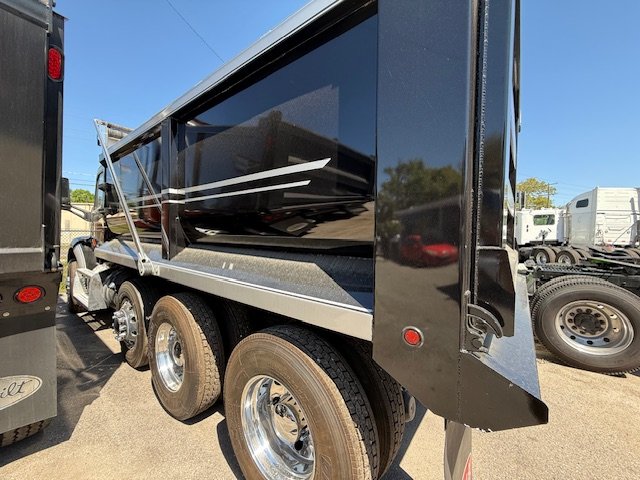 2018 Peterbilt 579