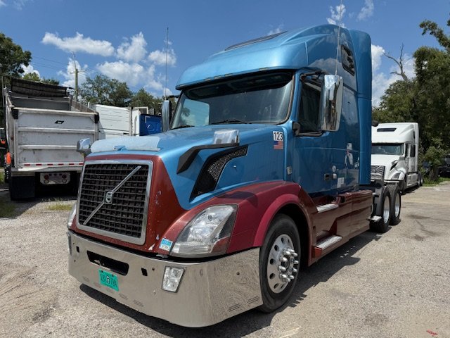 2011 Volvo Sleeper