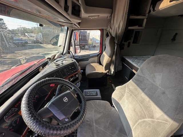 2012 Volvo Vnl