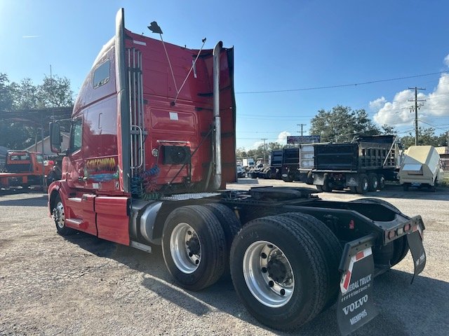 2012 Volvo Vnl