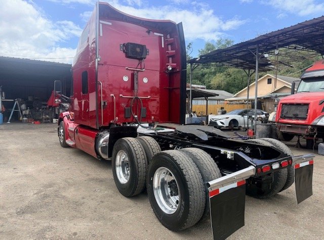 2022 Peterbilt 579