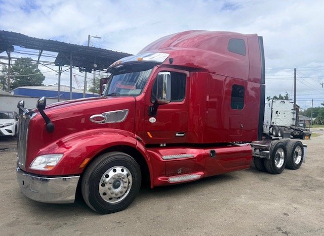 2022 Peterbilt 579