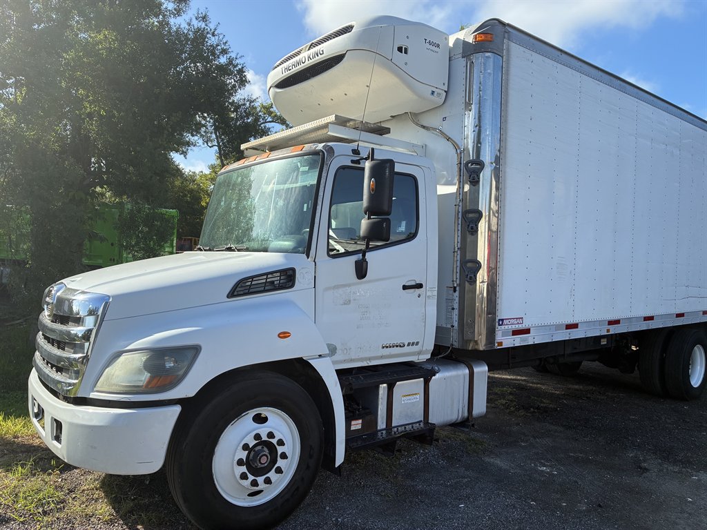 2018 HINO Conventional Type Truck