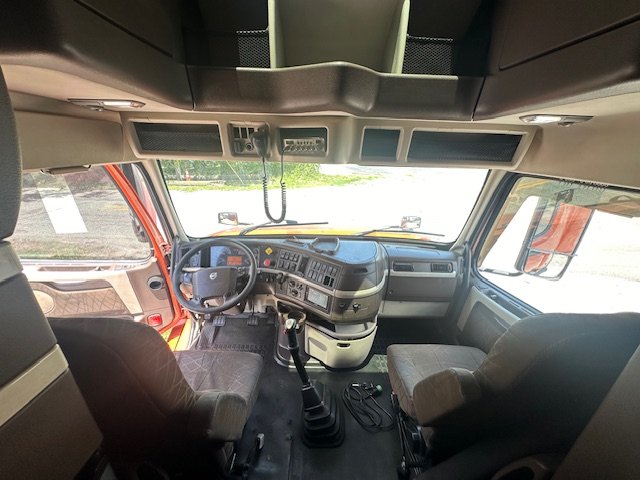 2012 Volvo Vnl