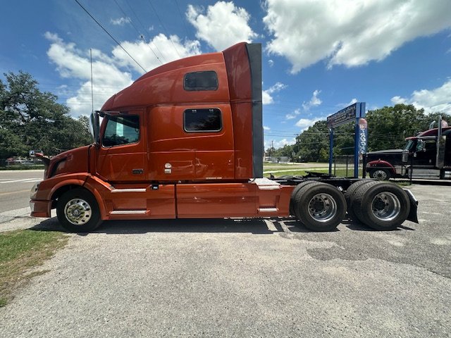 2012 Volvo Vnl