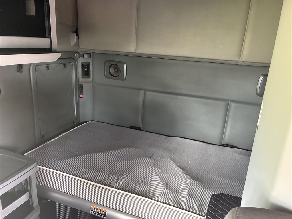 2015 Kenworth T680