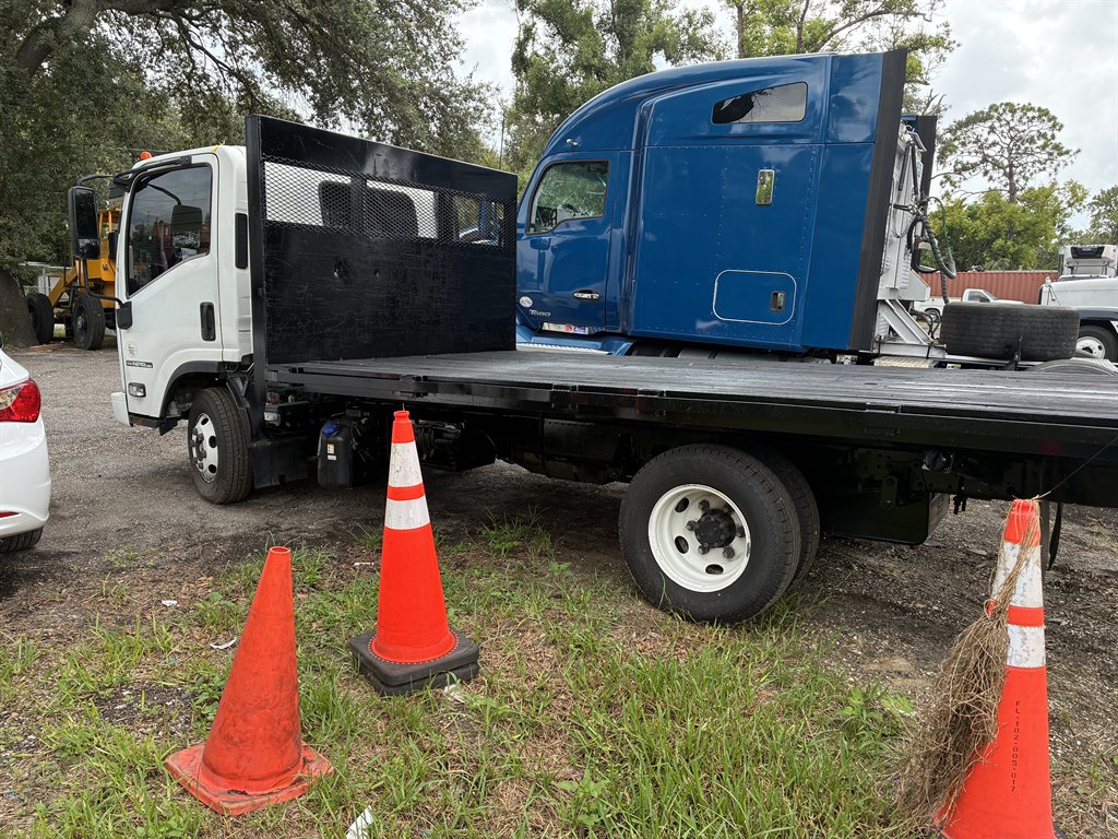 2017 Isuzu Npr-hd