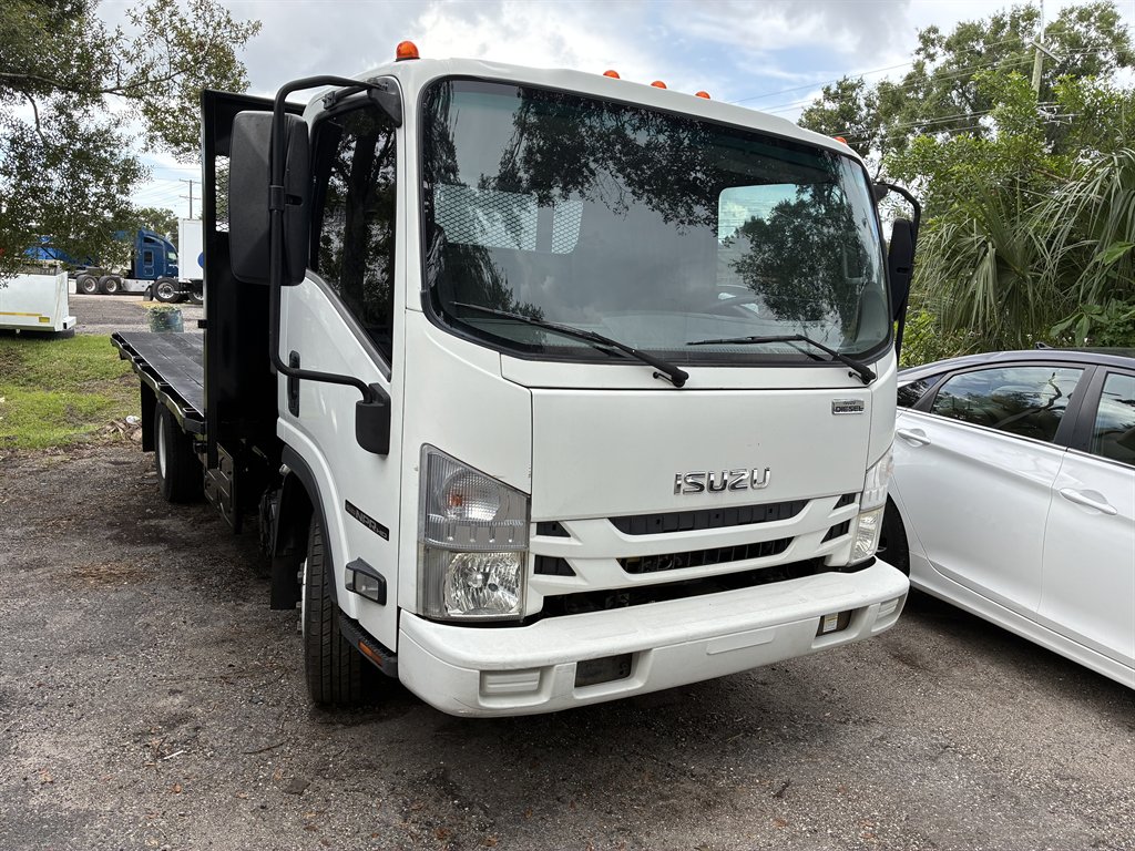2017 Isuzu Npr-hd