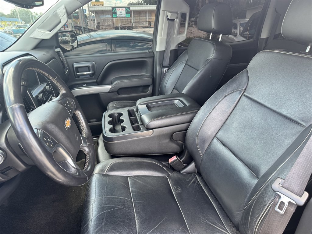 2017 Chevrolet Silverado - $21,980